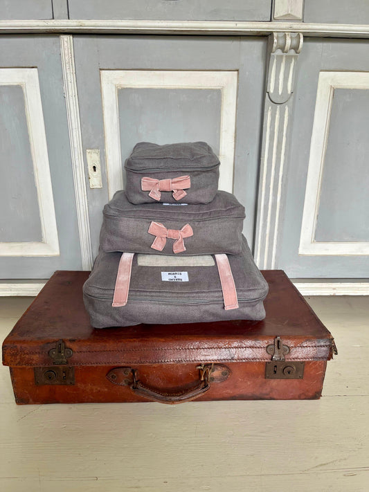 Gozo Grey Luxury Linen Packing Cubes – Made in Britain - Set of 3
